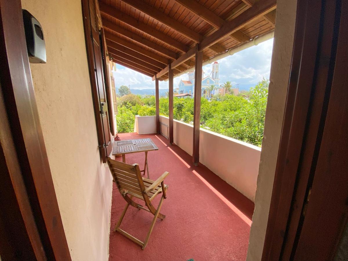 Dusk Apartments With Stunning Mountain View خانيا المظهر الخارجي الصورة